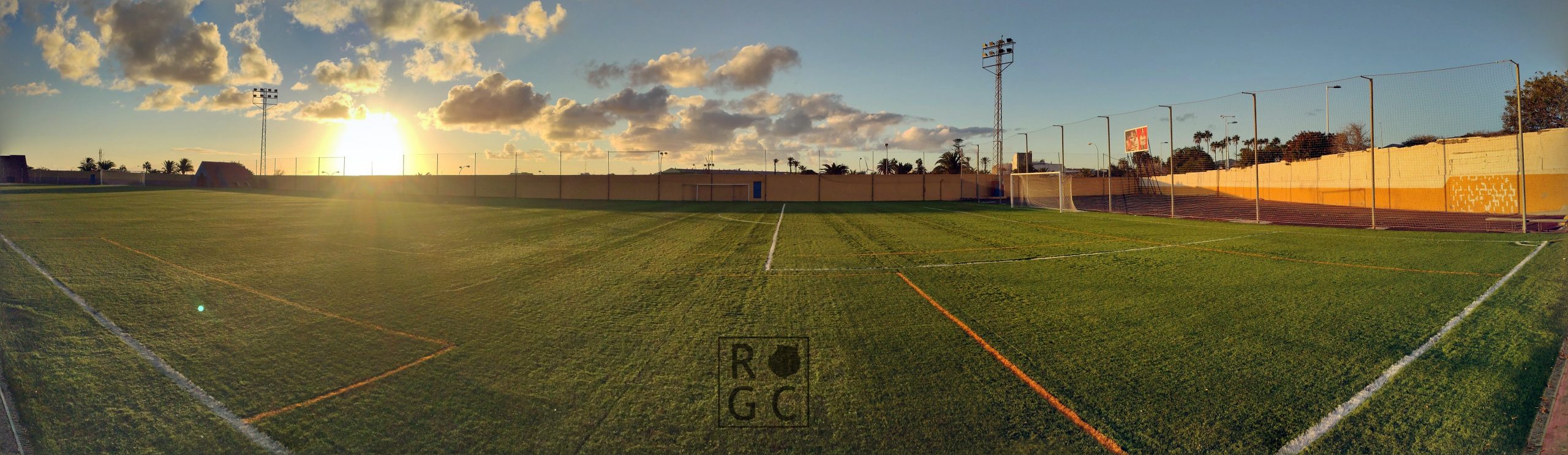 Campo de fútbol de Las Remudas y vestuarios